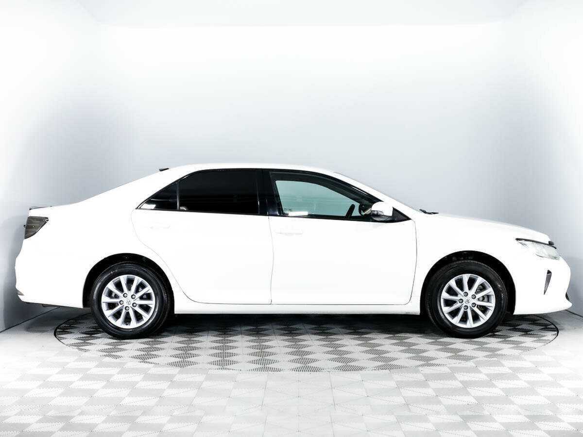 Toyota Camry, 2015 - фото №4