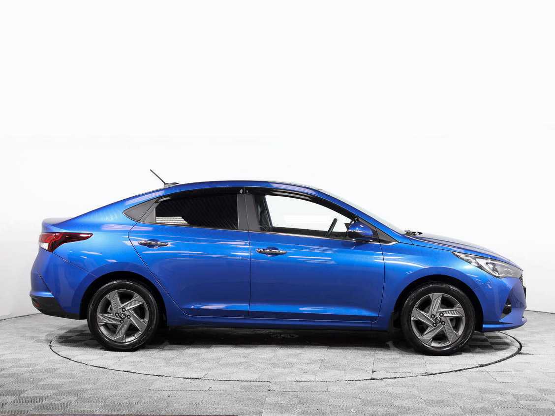 Hyundai Solaris, 2020 - фото №3