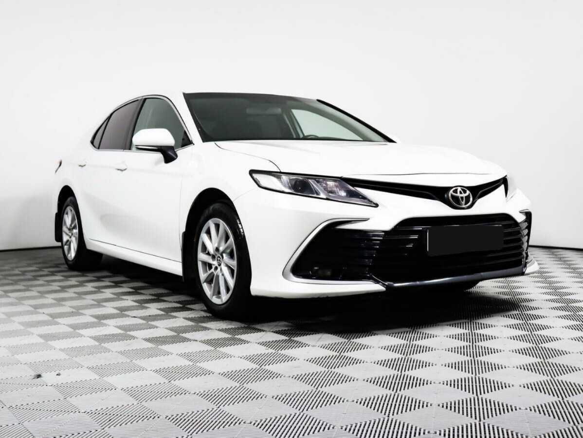 Toyota Camry, 2021 - фото №3