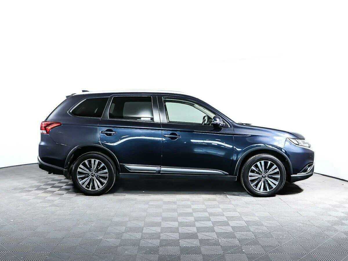 Mitsubishi Outlander, 2019 - фото №4