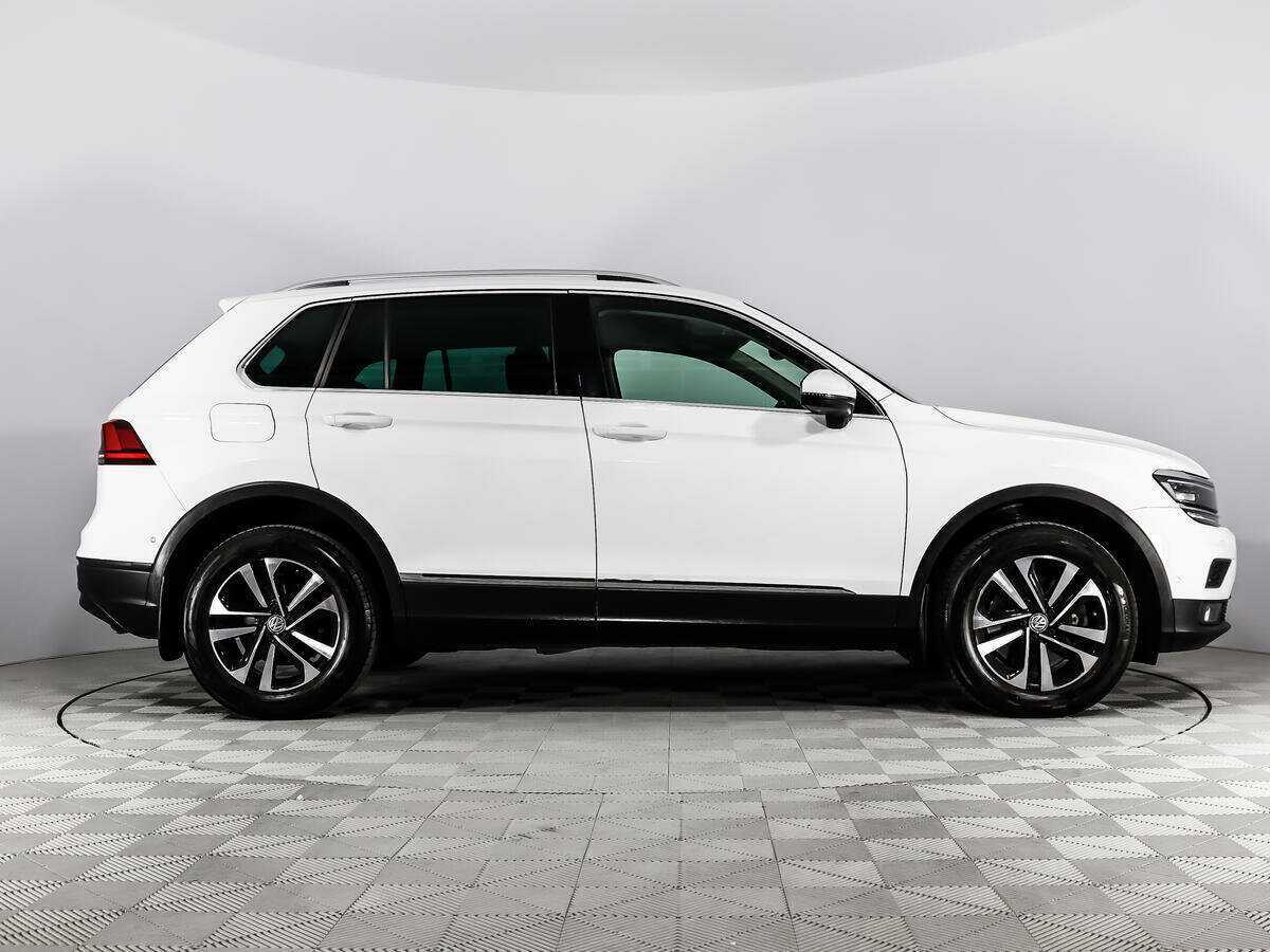 Volkswagen Tiguan, 2019 - фото №4