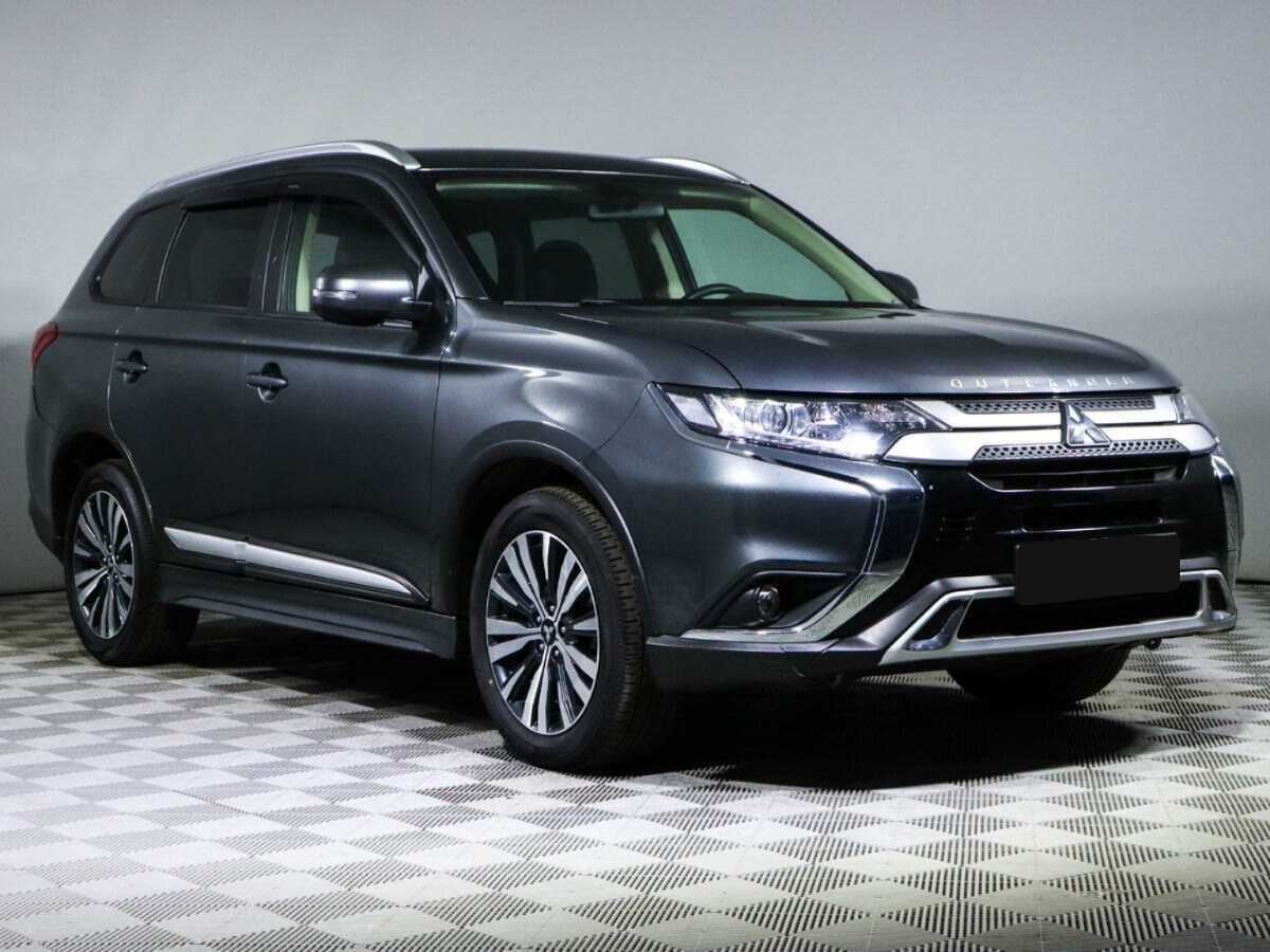 Mitsubishi Outlander, 2020 - фото №3