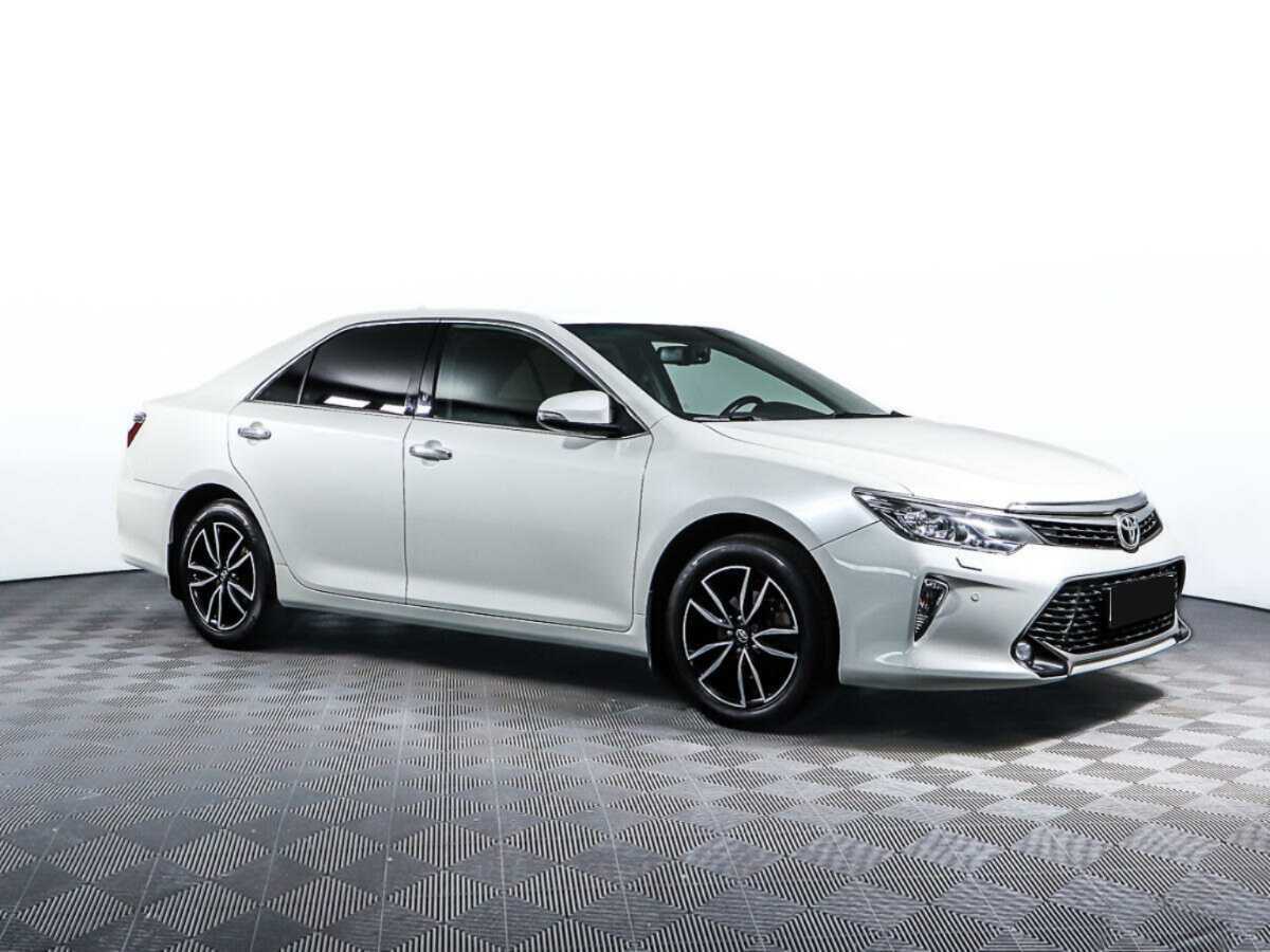 Toyota Camry, 2017 - фото №3