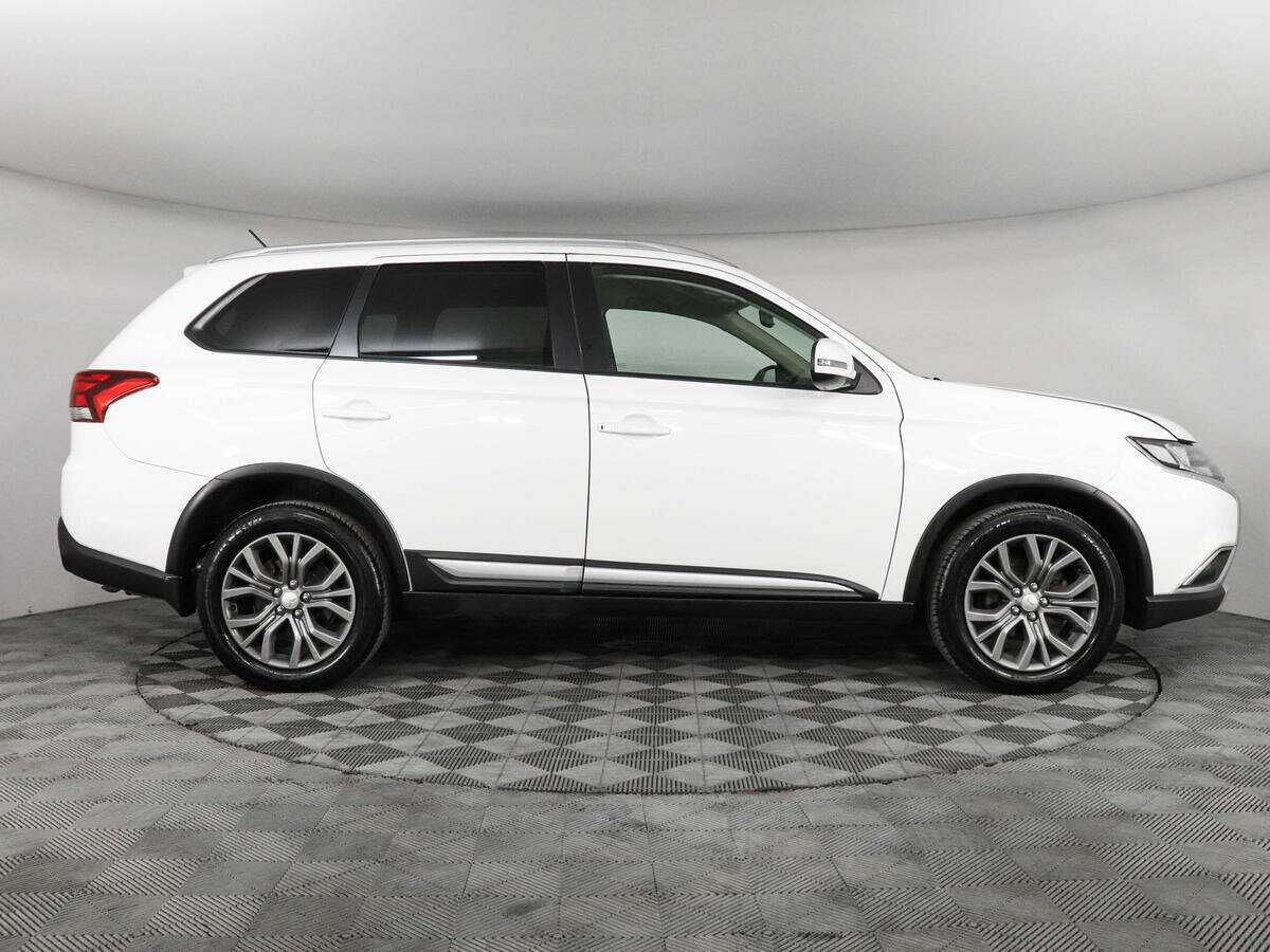 Mitsubishi Outlander, 2015 - фото №4