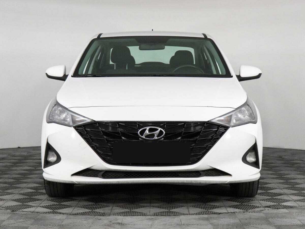 Hyundai Solaris, 2022 - фото №2