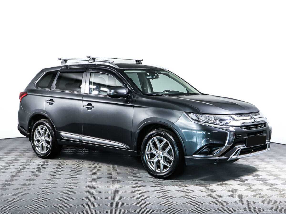 Mitsubishi Outlander, 2020 - фото №3