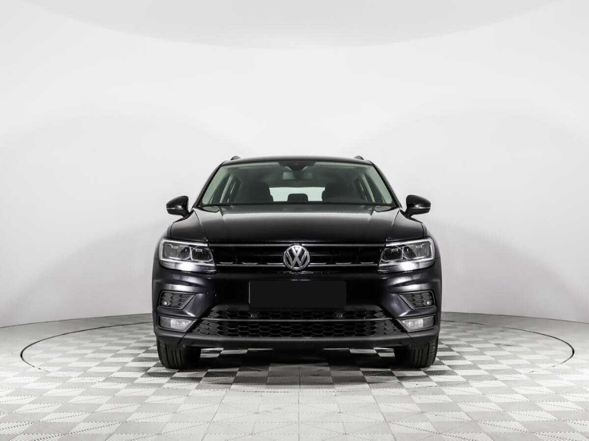 Volkswagen Tiguan L, 2019 - фото №2