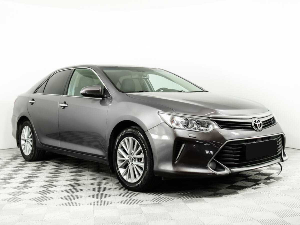 Toyota Camry, 2016 - фото №3