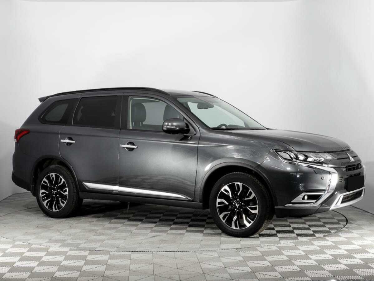 Mitsubishi Outlander, 2022 - фото №3