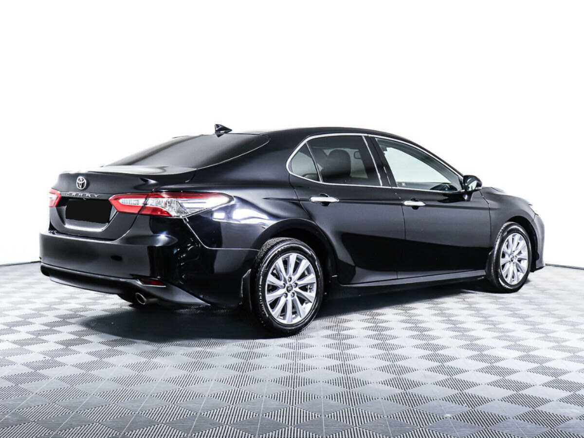 Toyota Camry, 2019 - фото №4
