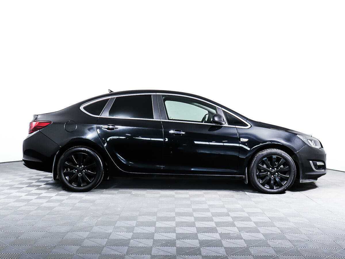 Opel Astra, 2013 - фото №3