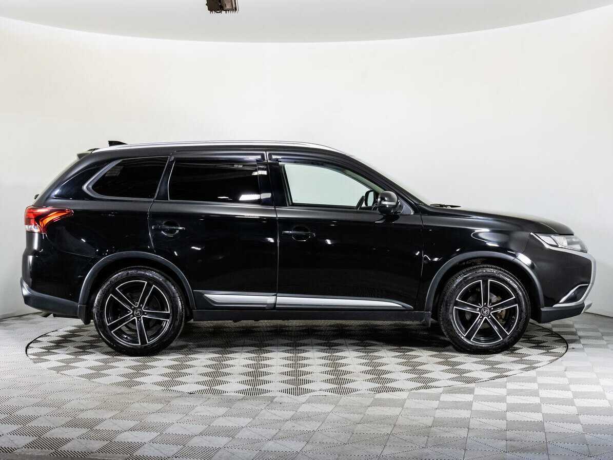 Mitsubishi Outlander, 2018 - фото №4