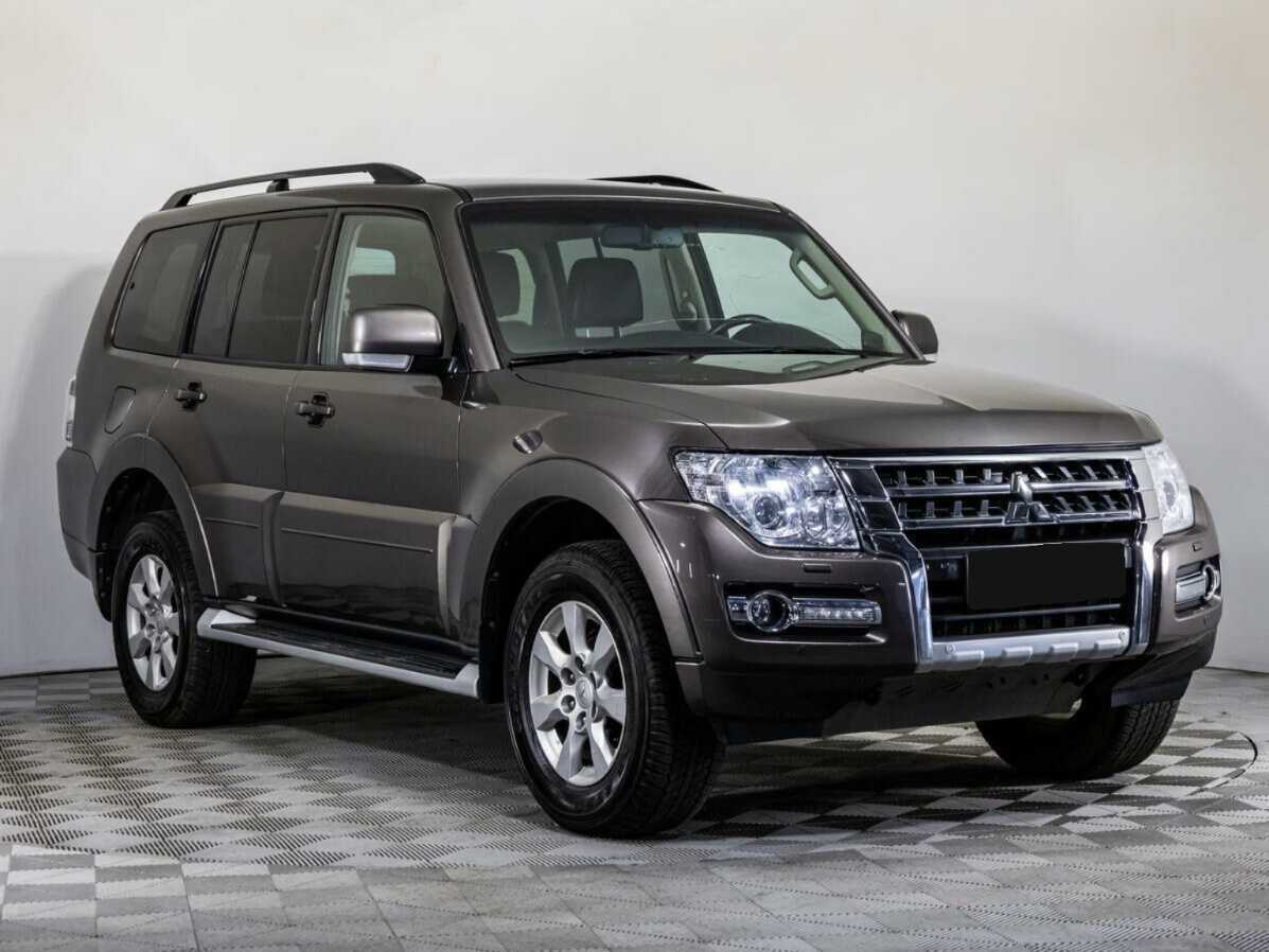 Mitsubishi Pajero, 2015 - фото №3