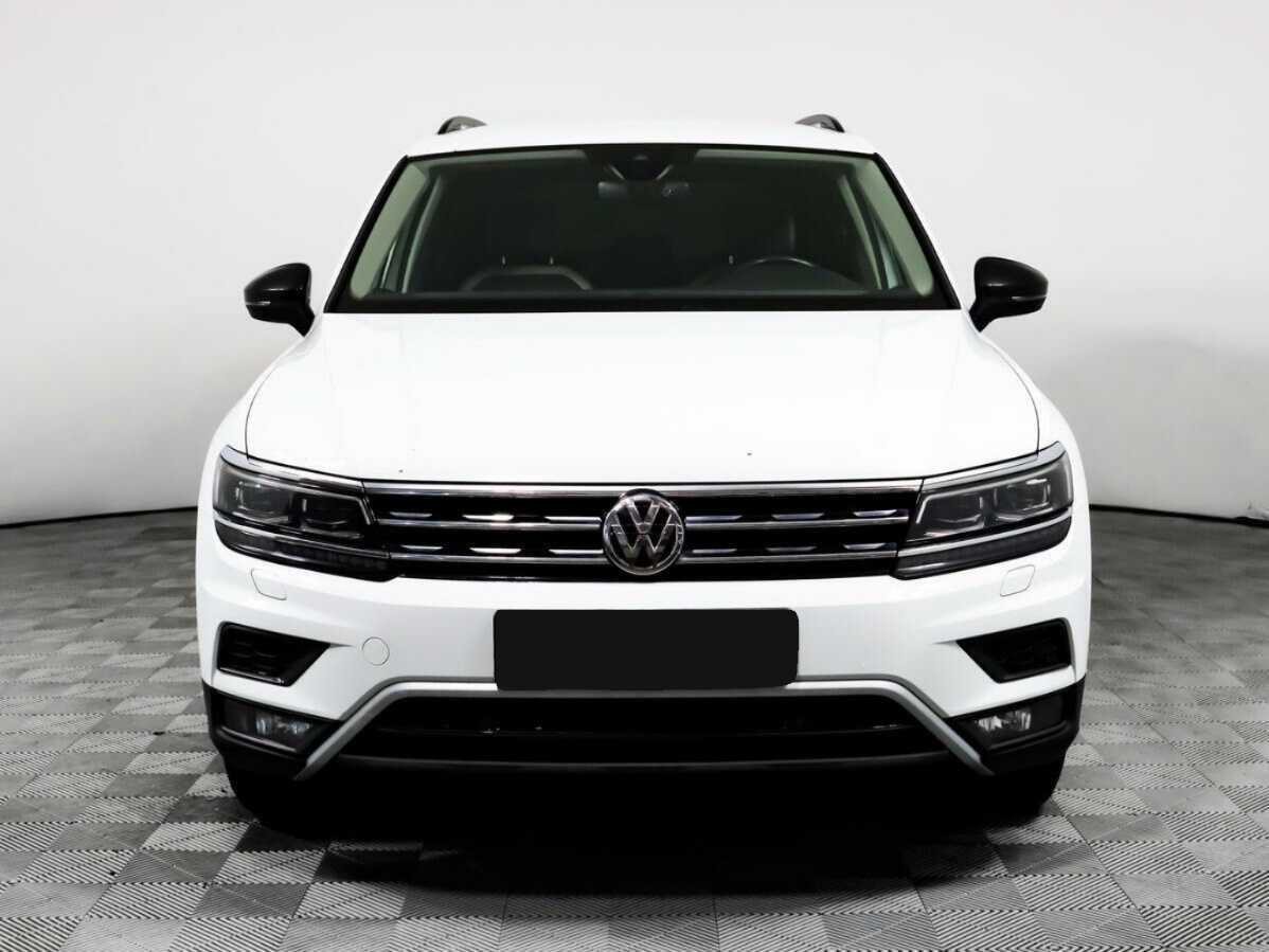 Volkswagen Tiguan, 2019 - фото №2