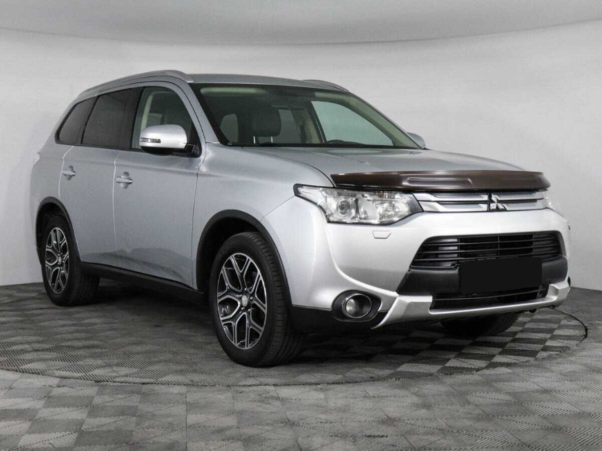 Mitsubishi Outlander, 2014 - фото №3