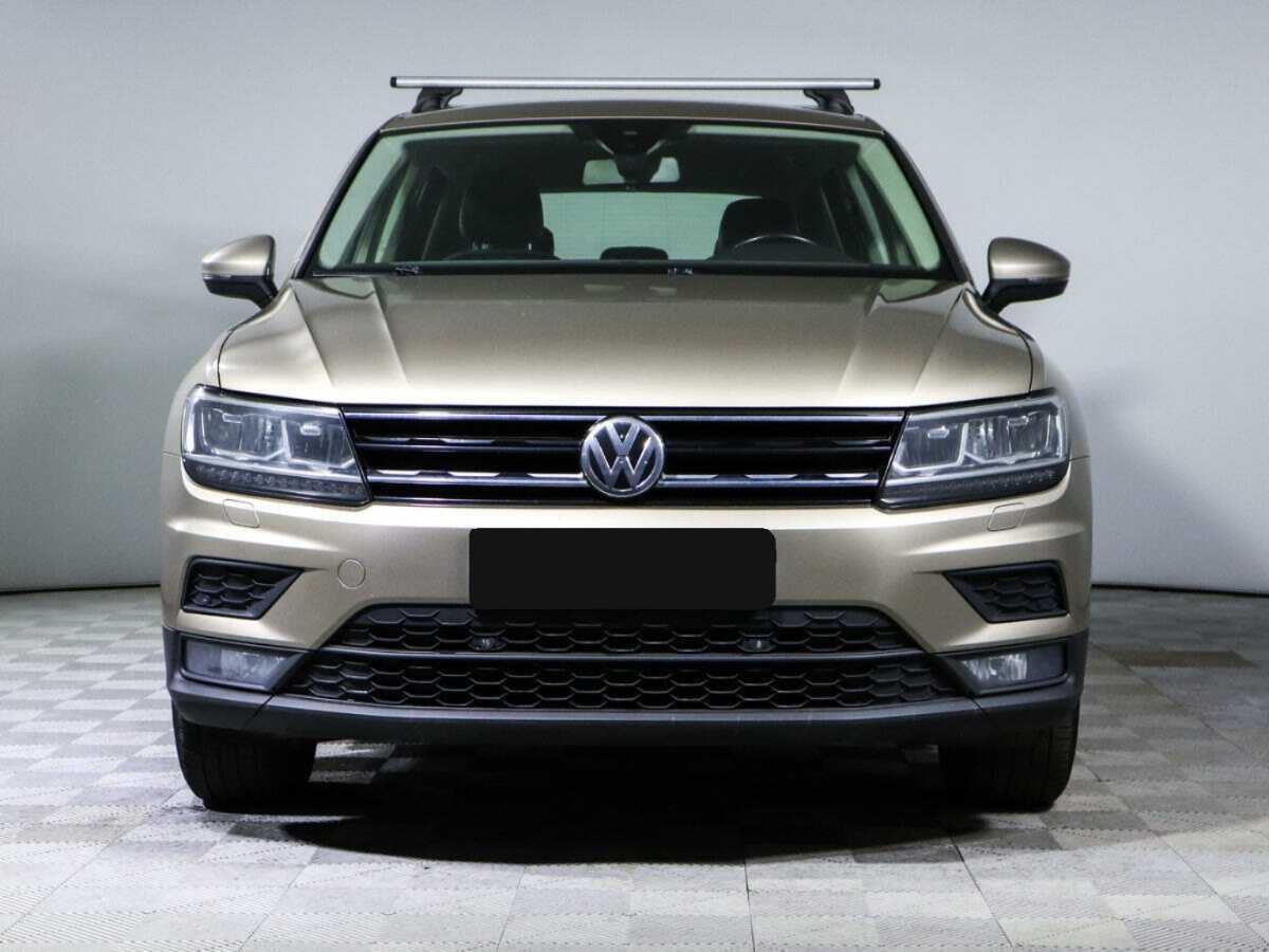 Volkswagen Tiguan L, 2019 - фото №2