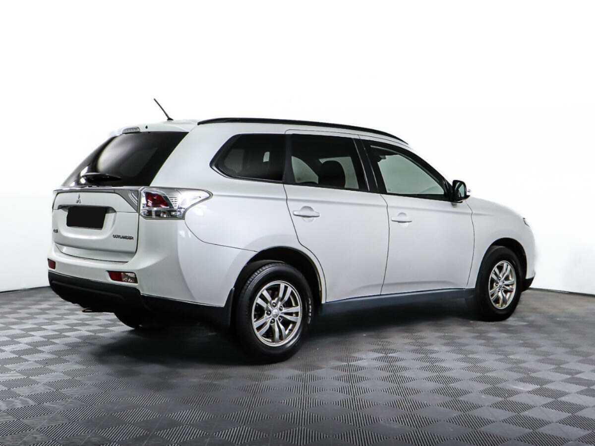 Mitsubishi Outlander, 2013 - фото №4