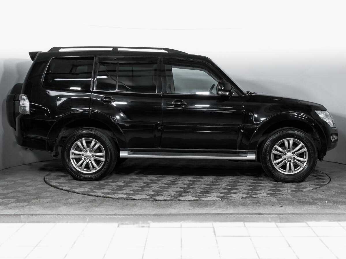 Mitsubishi Pajero, 2017 - фото №4