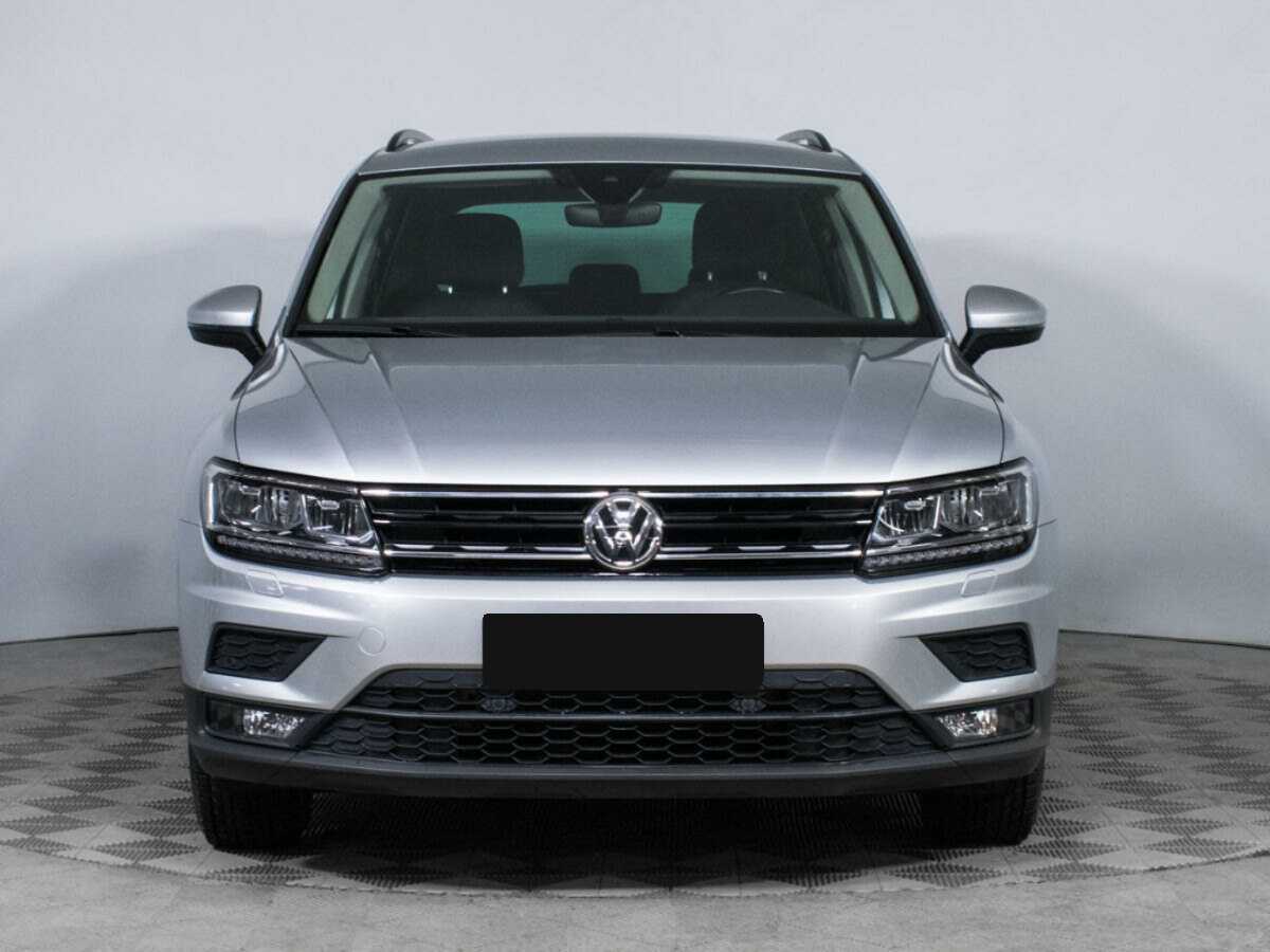 Volkswagen Tiguan, 2019 - фото №1