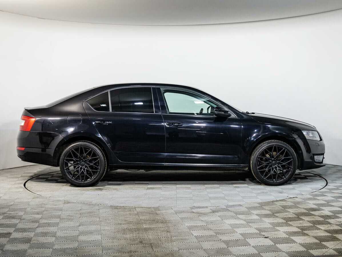 Skoda Octavia, 2015 - фото №3