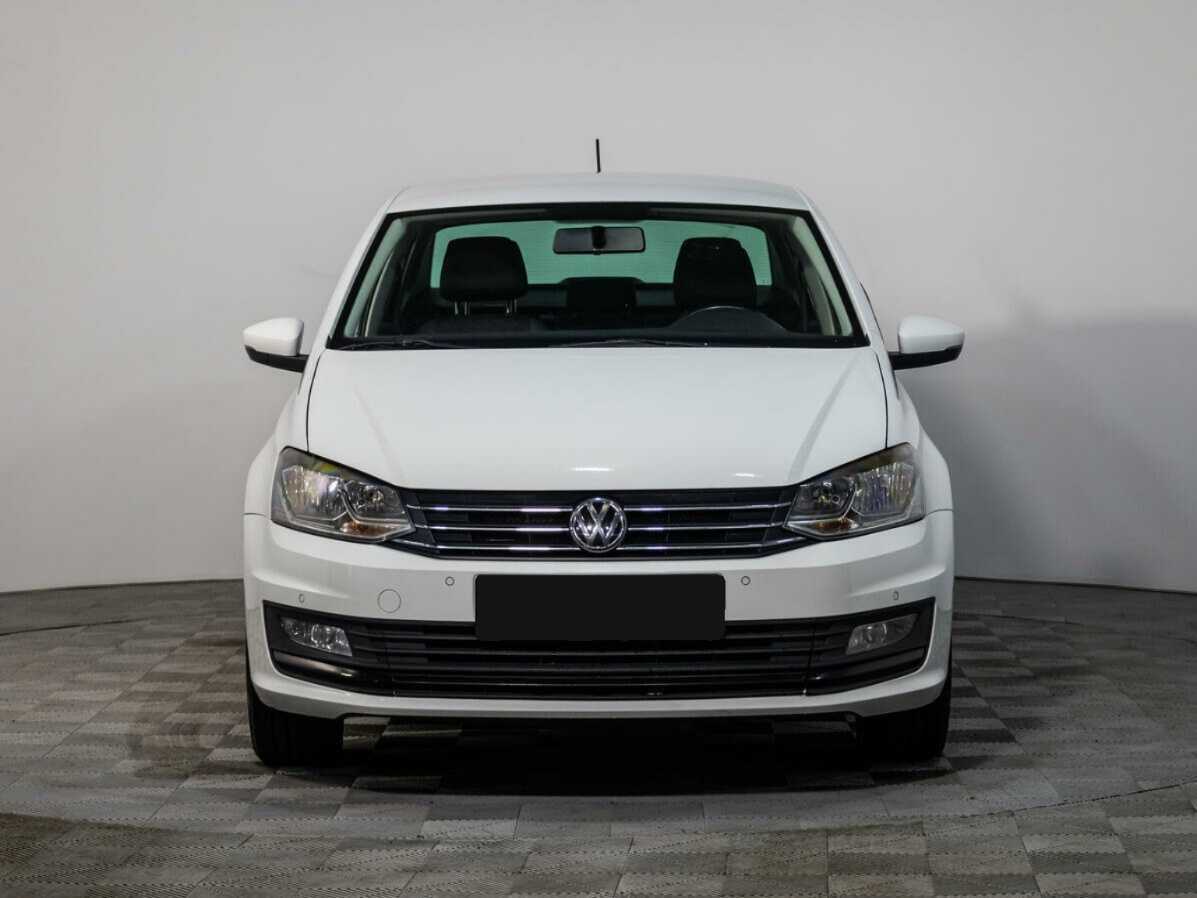 Volkswagen Polo, 2018 - фото №1