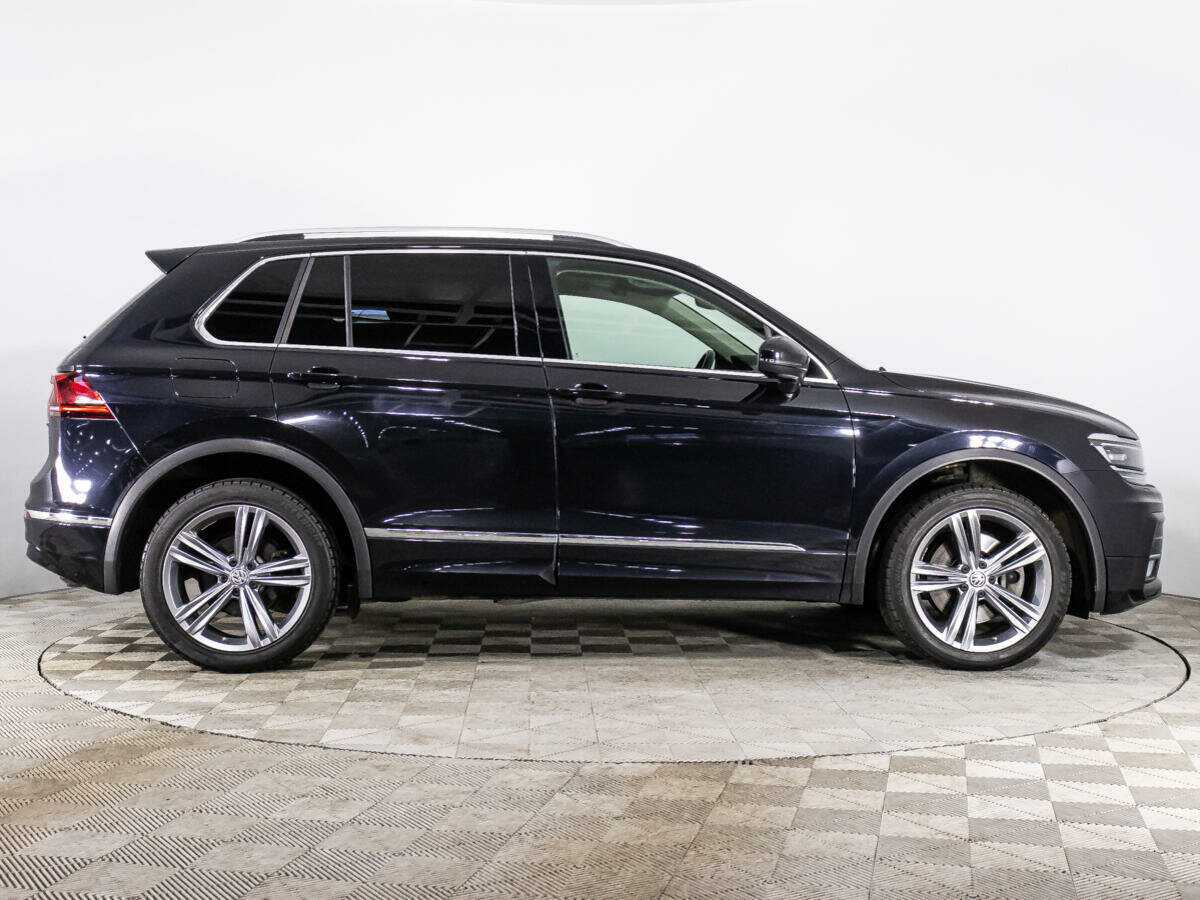 Volkswagen Tiguan, 2018 - фото №4