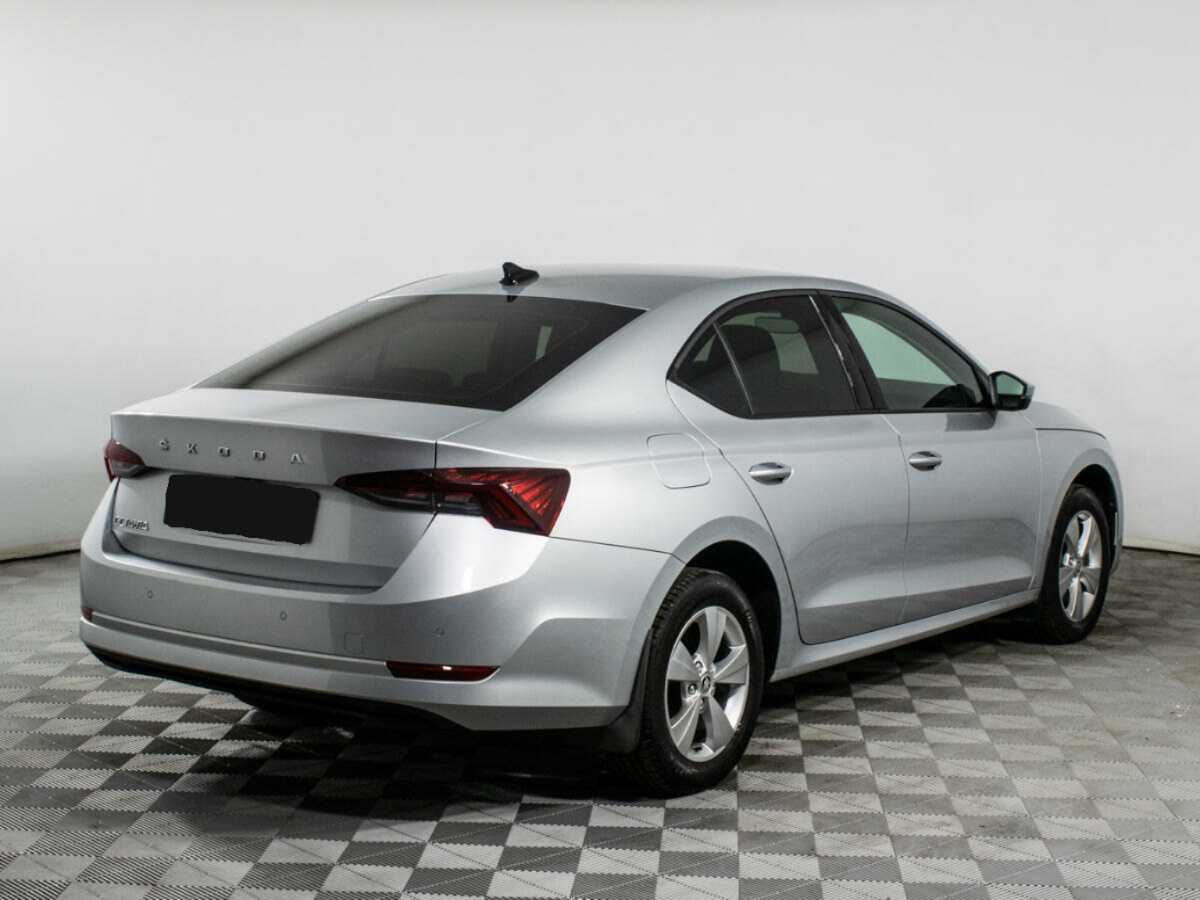 Skoda Octavia, 2021 - фото №4