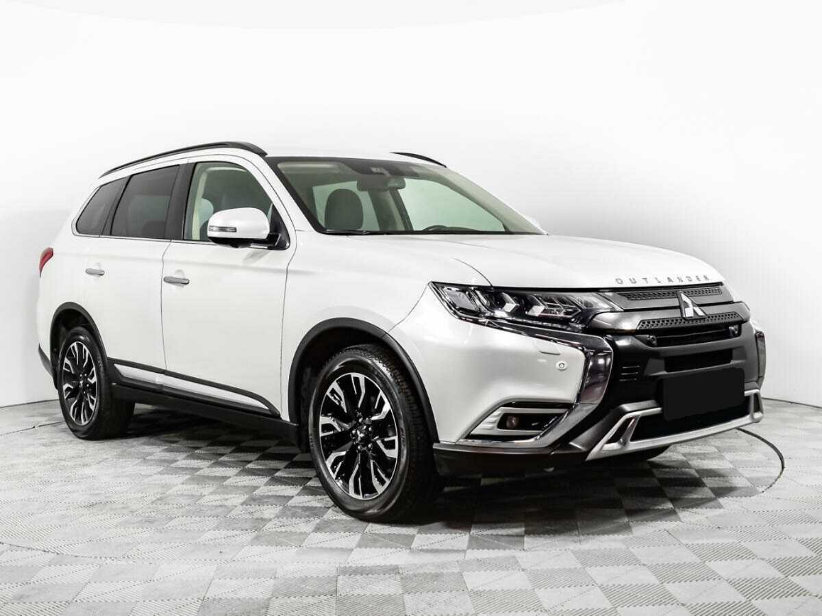 Mitsubishi Outlander, 2021 - фото №3