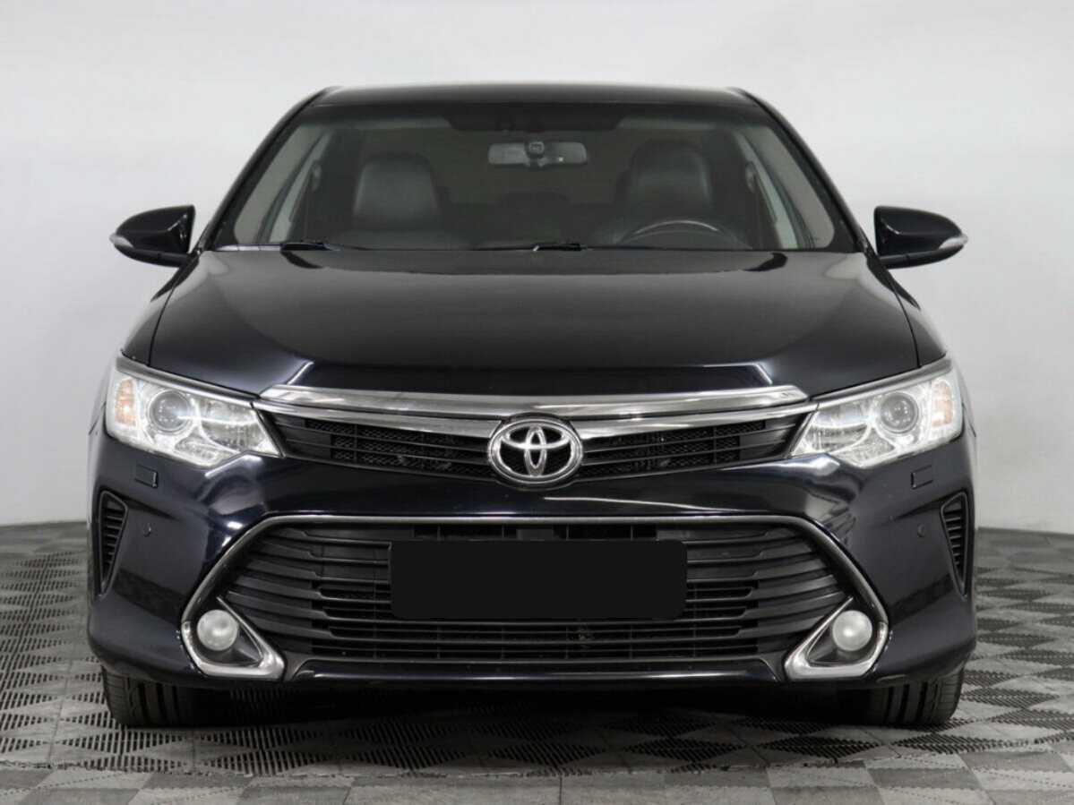 Toyota Camry, 2017 - фото №2