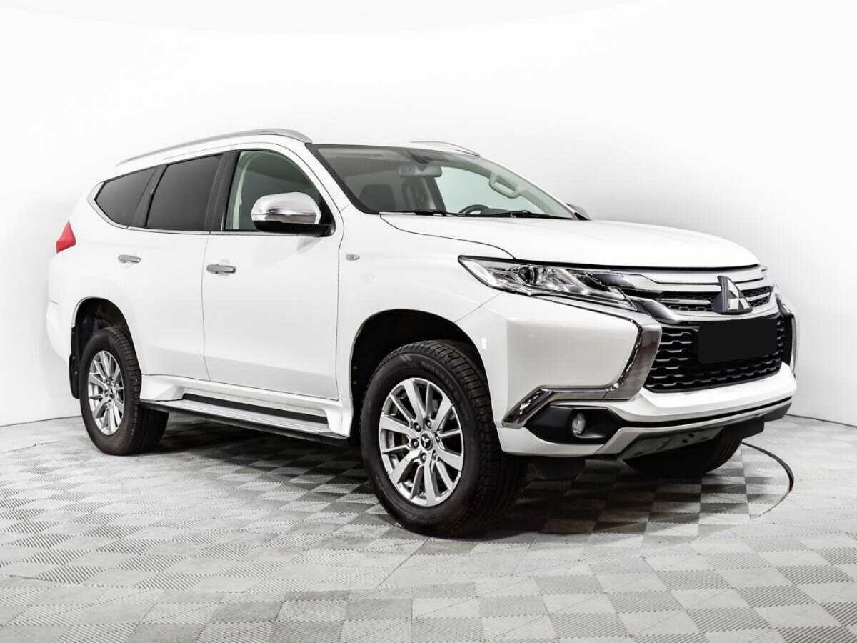 Mitsubishi Pajero Sport, 2017 - фото №3