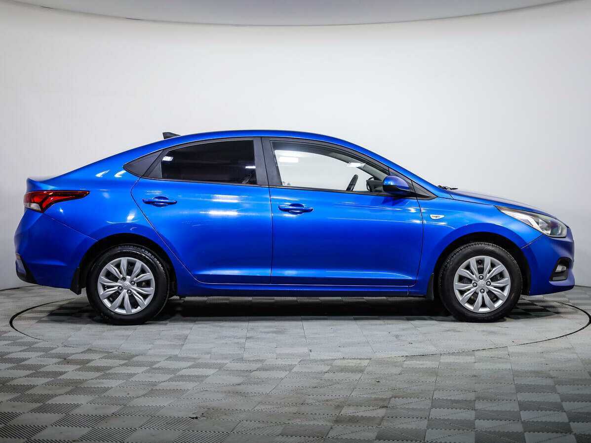 Hyundai Solaris, 2018 - фото №3