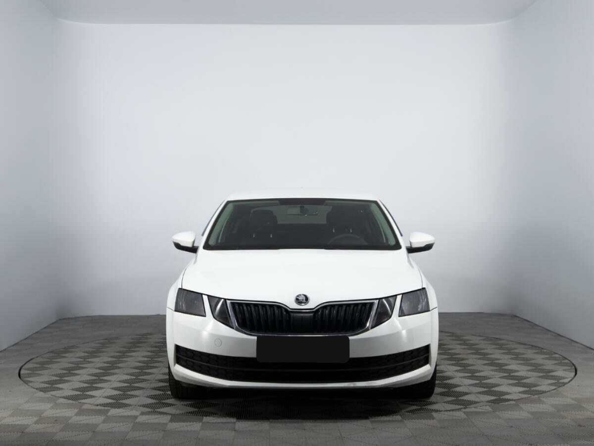 Skoda Octavia, 2018 - фото №2