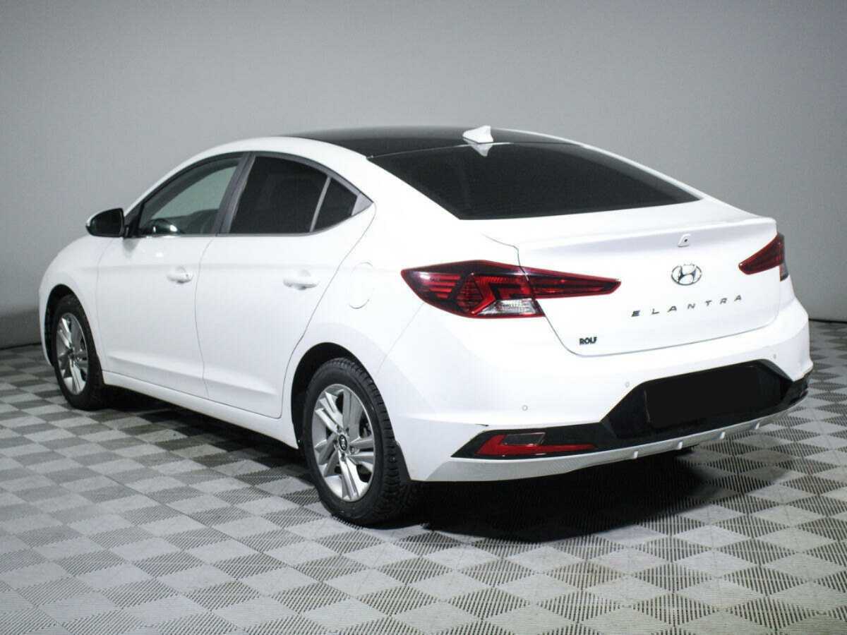 Hyundai Elantra, 2020 - фото №4