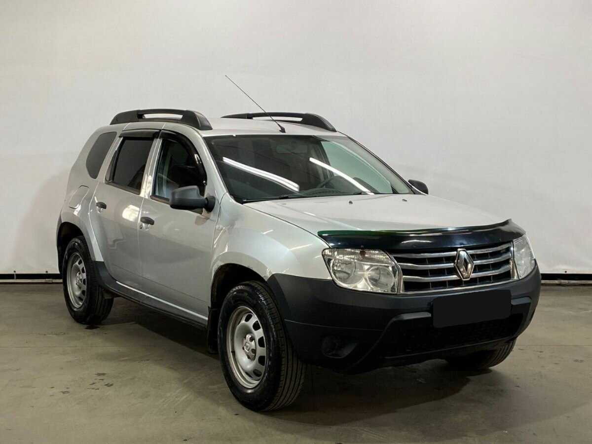Renault Duster, 2014 - фото №3