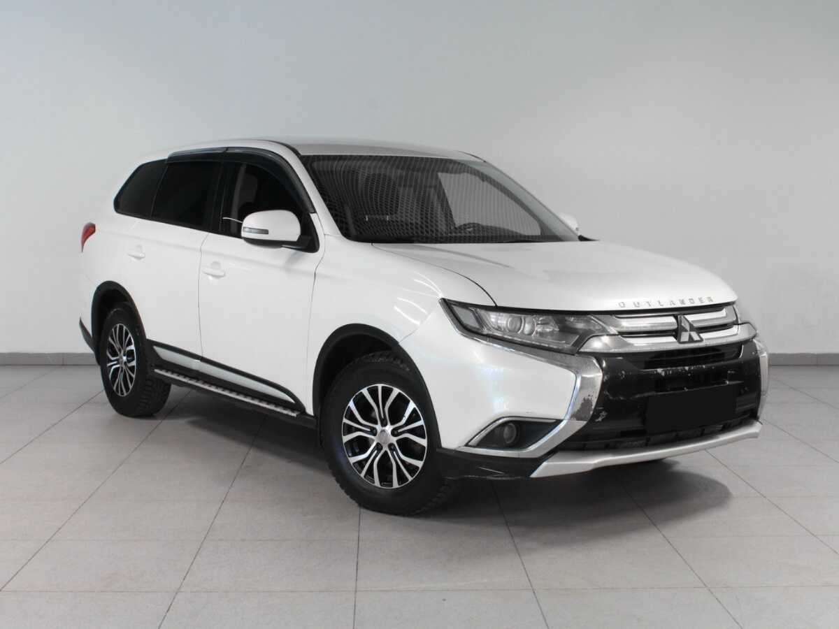 Mitsubishi Outlander, 2017 - фото №3