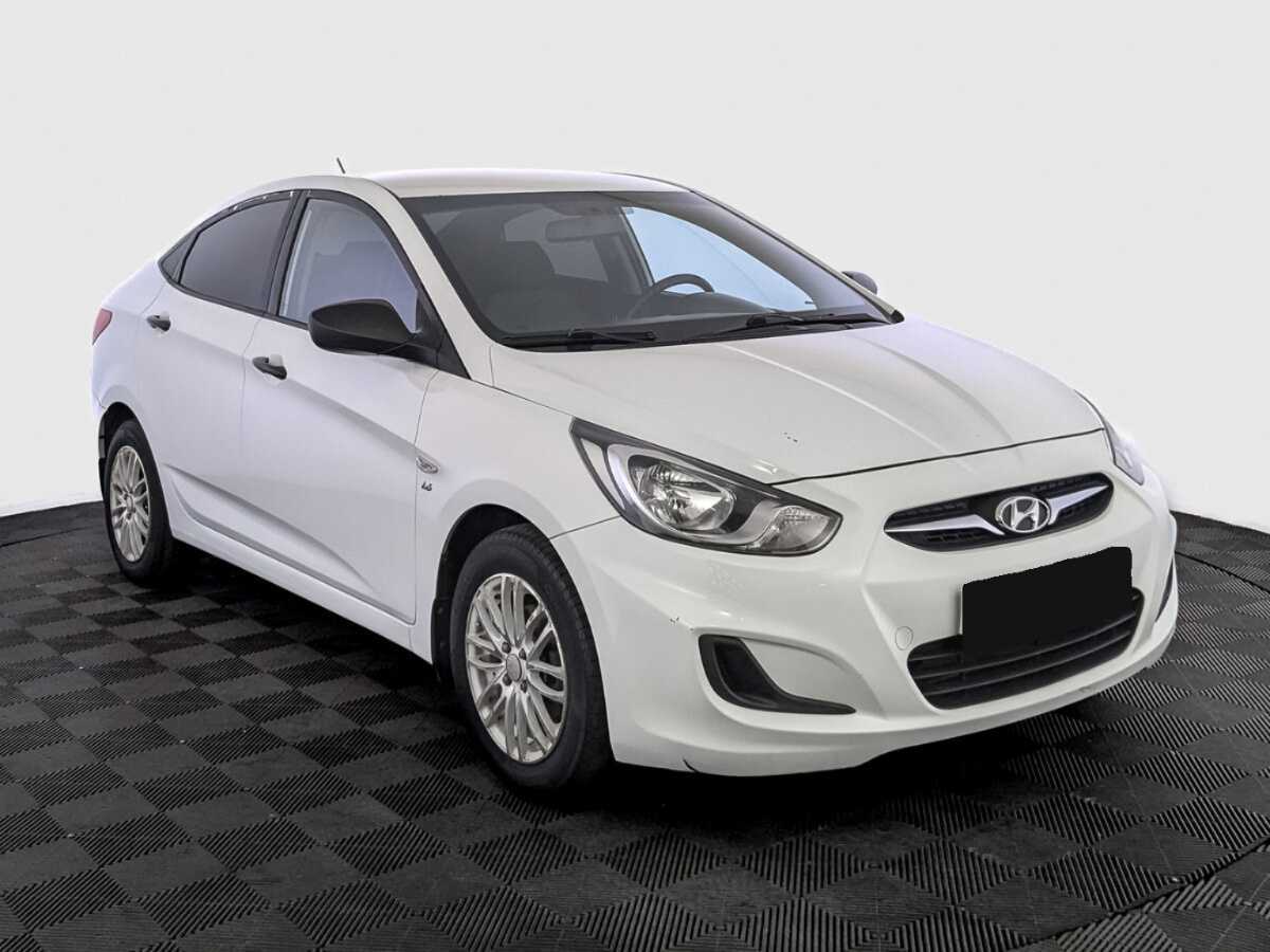 Hyundai Solaris, 2014 - фото №3