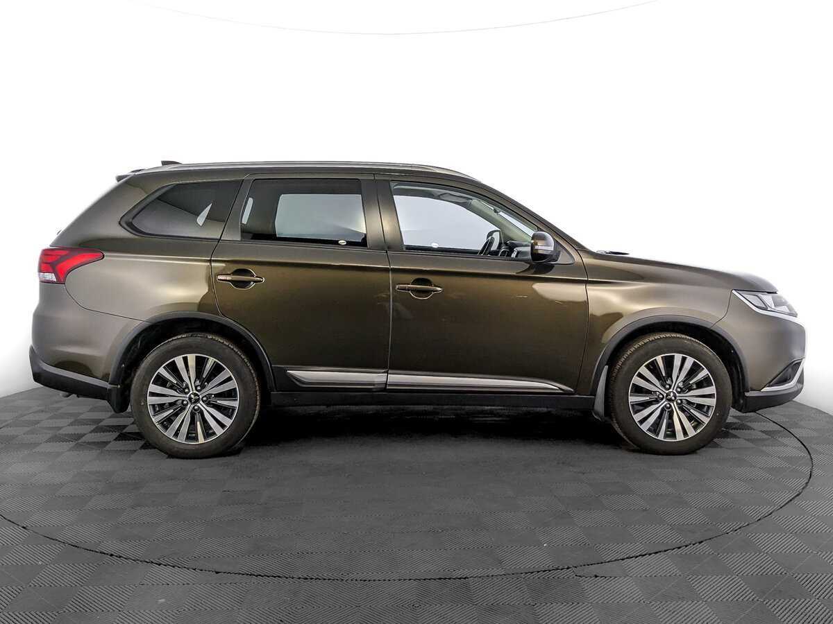 Mitsubishi Outlander, 2021 - фото №4