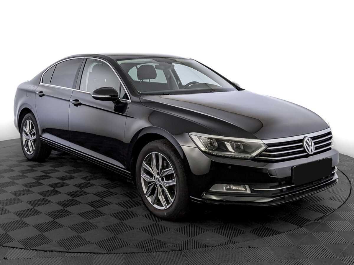Volkswagen Passat, 2018 - фото №3