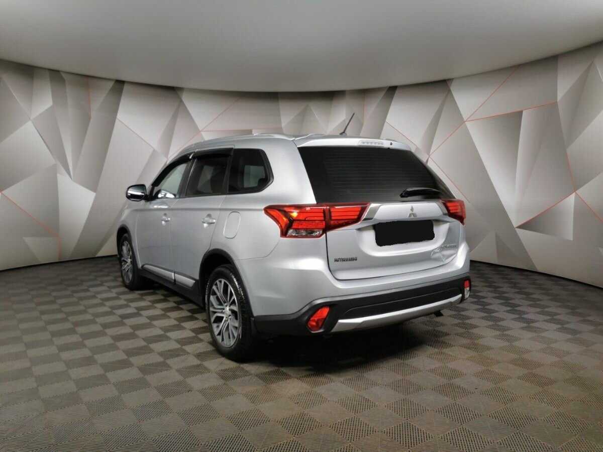 Mitsubishi Outlander, 2016 - фото №4