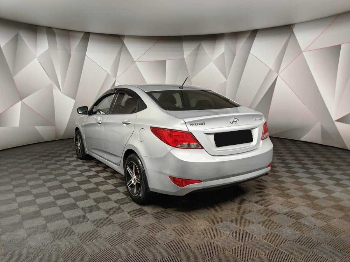 Hyundai Solaris, 2015 - фото №4