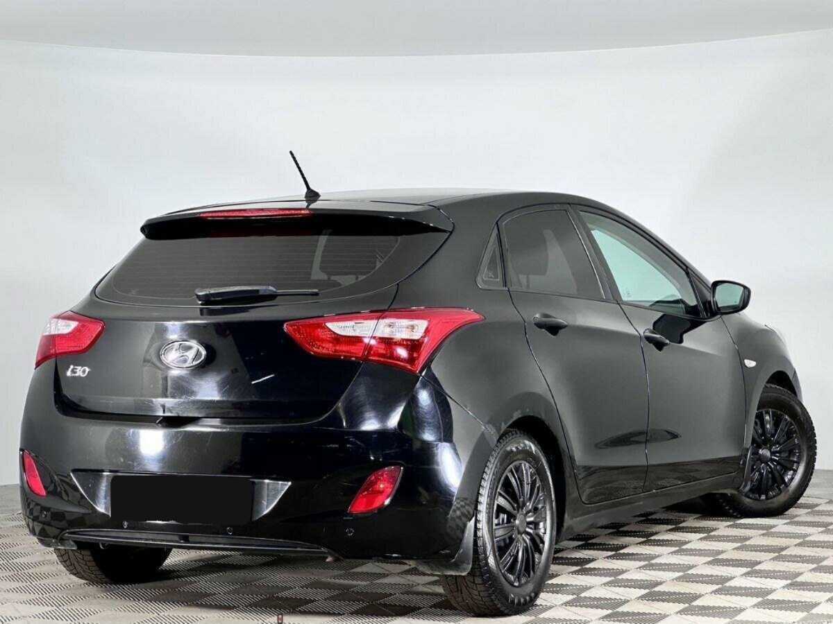 Hyundai i30, 2014 - фото №2