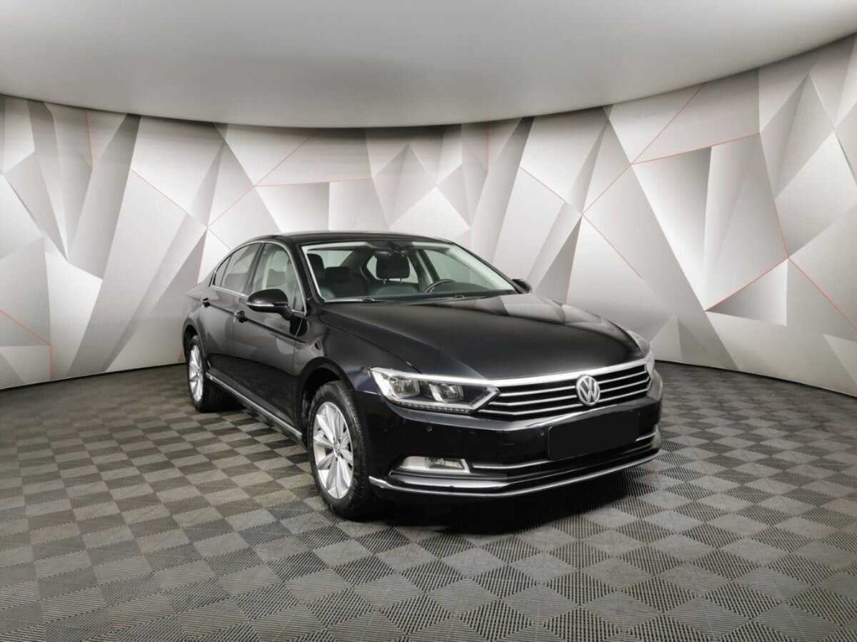 Volkswagen Passat, 2019 - фото №3