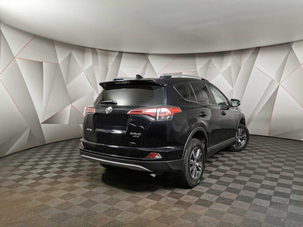 Toyota RAV4, 2018 - фото №2