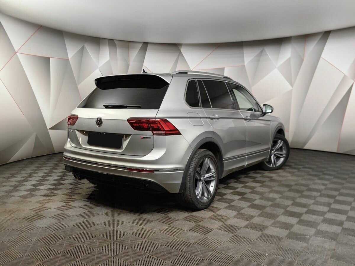 Volkswagen Tiguan, 2018 - фото №2