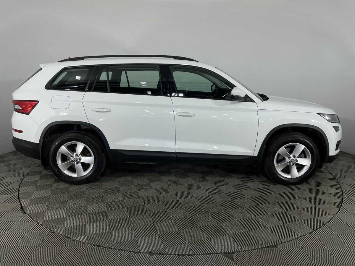 Skoda Kodiaq, 2021 - фото №4