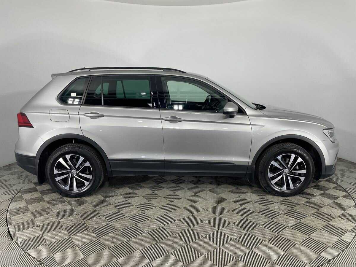 Volkswagen Tiguan, 2019 - фото №4