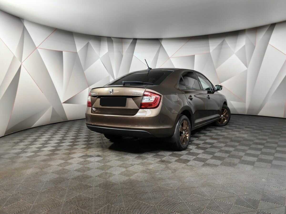 Skoda Rapid, 2018 - фото №2