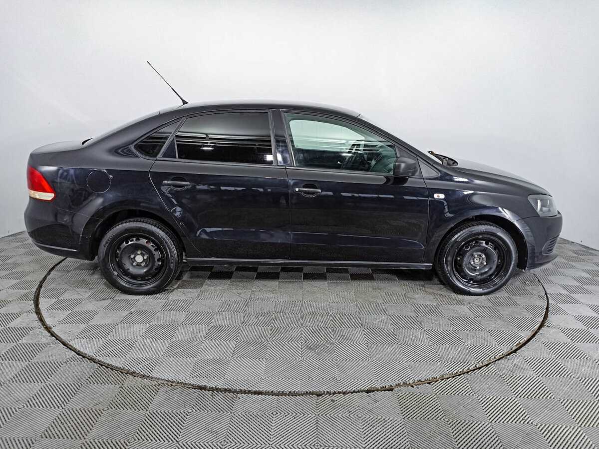 Volkswagen Polo, 2012 - фото №4