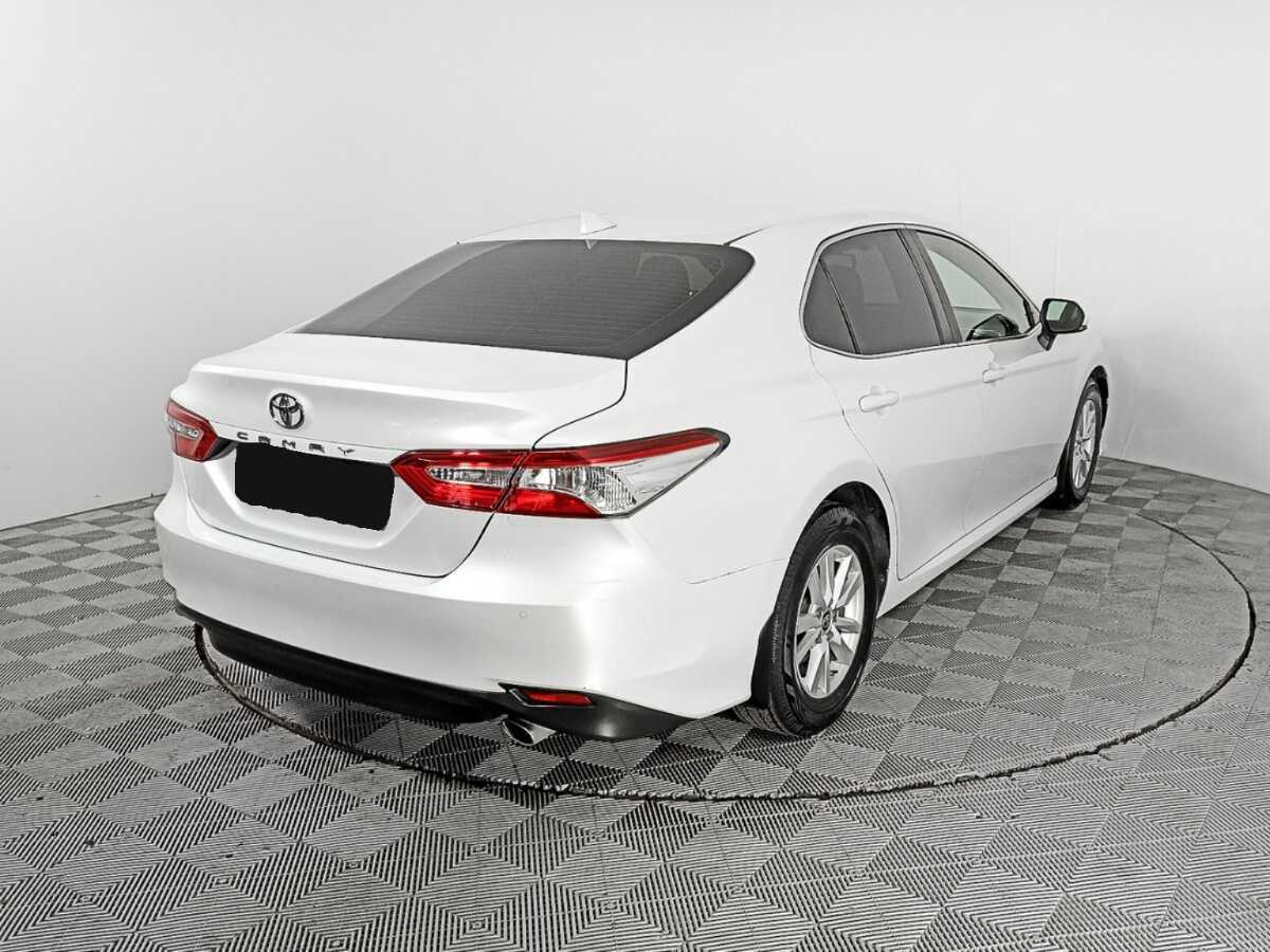 Toyota Camry, 2019 - фото №4
