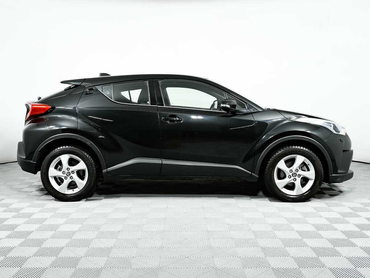 Toyota C-HR, 2018 - фото №4
